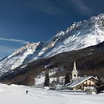 Maison Carré *